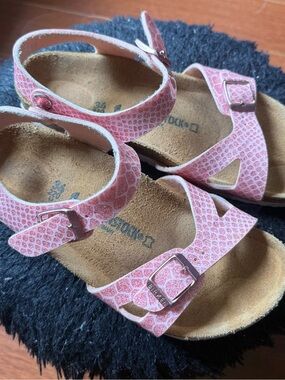 Birkenstock Pink Patterned Kids Buckle Sandals